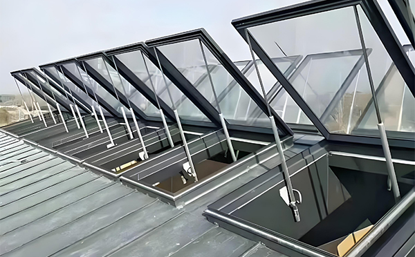 消防温泉排烟窗 消防温泉排烟窗