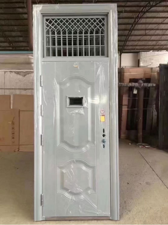 温泉学校教室门 温泉学校教室门