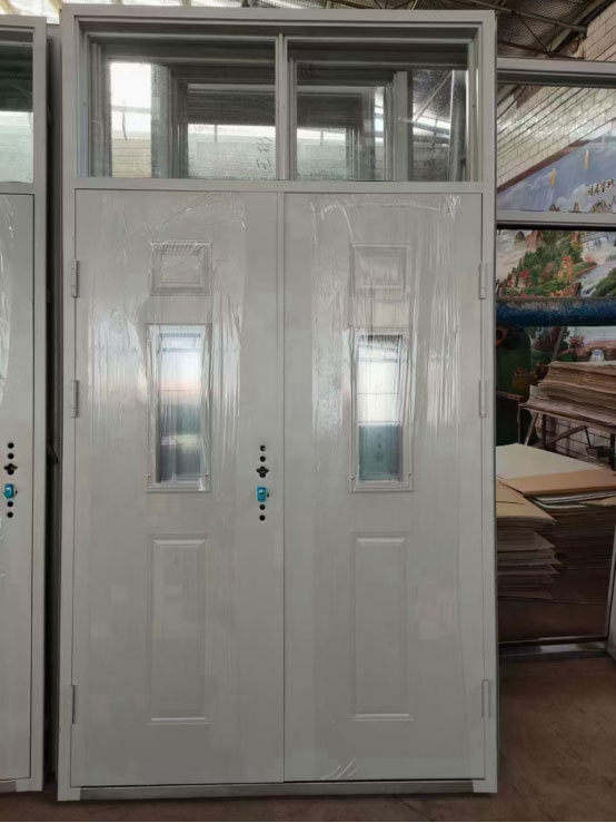 温泉学校教室门 温泉学校教室门