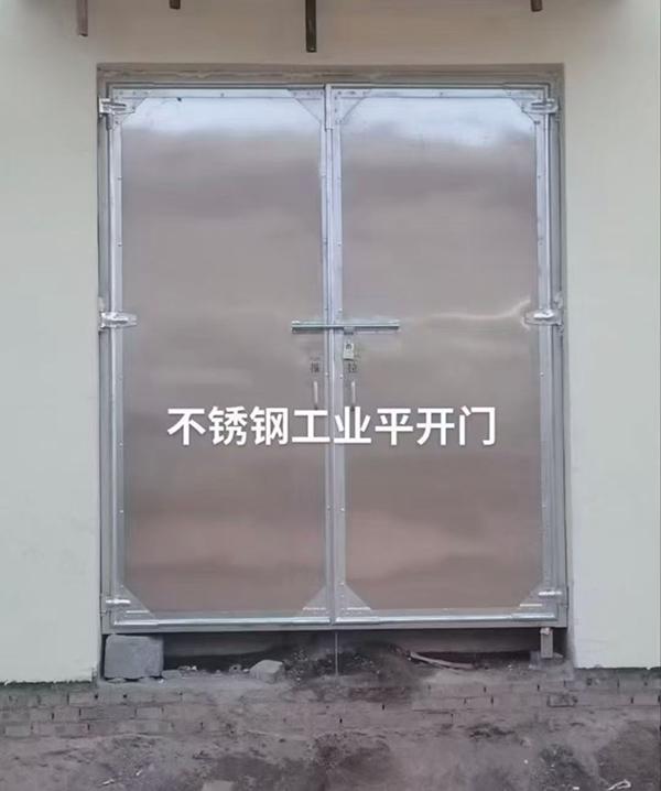 不锈钢温泉工业平开门在现代工业场景中的应用实践